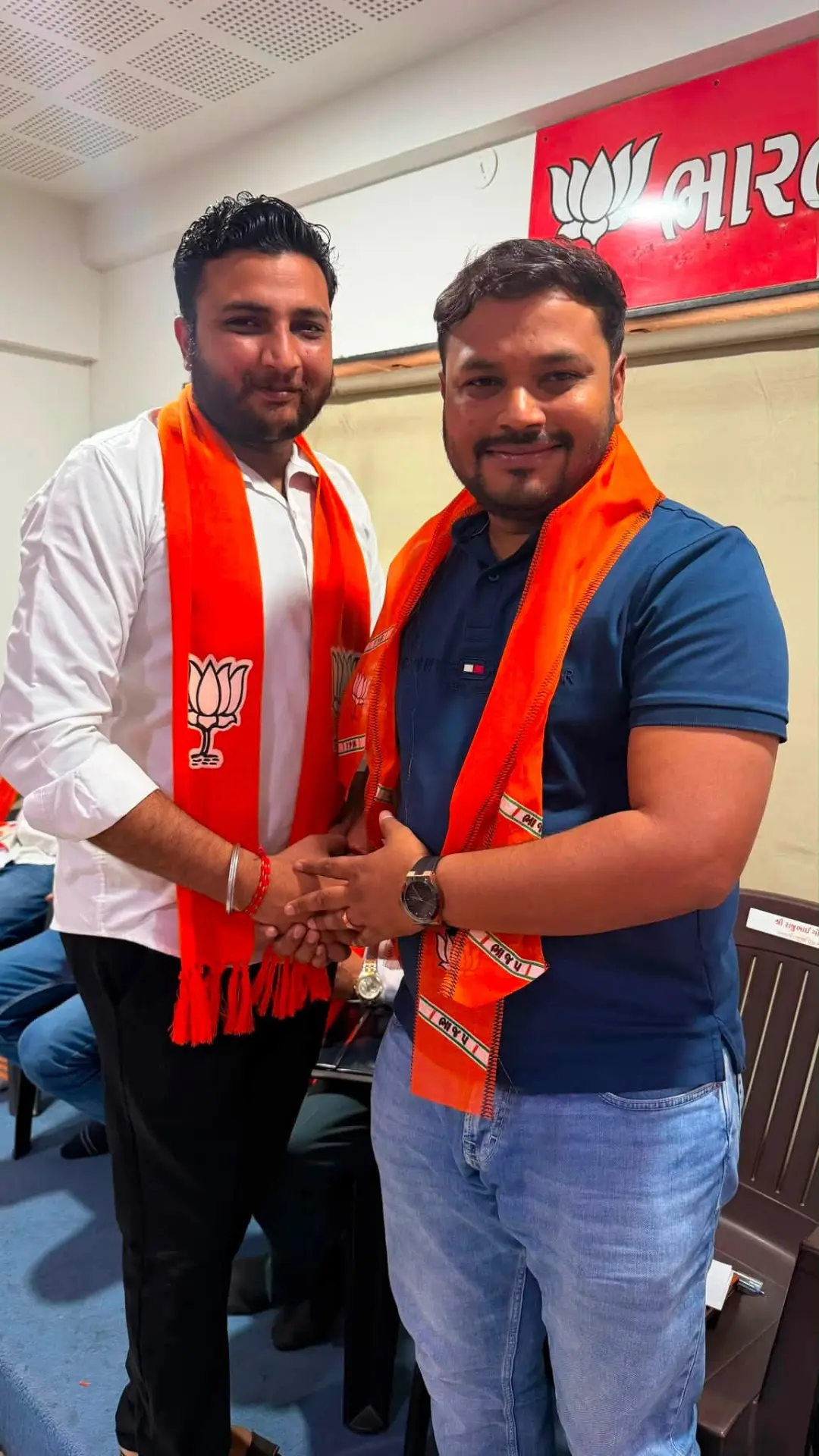 સાથી સાથે મુલાકાત